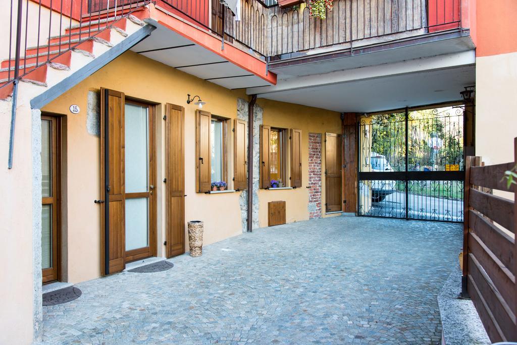 Casa Corte Alla Rocca Арона Екстер'єр фото
