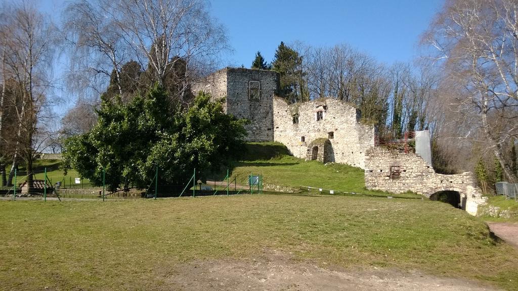 Casa Corte Alla Rocca Арона Екстер'єр фото
